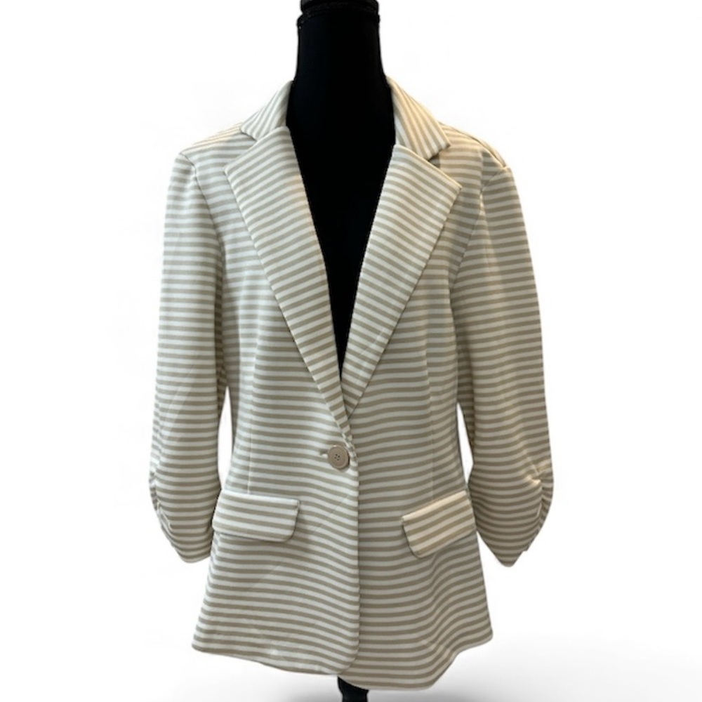 Soho Apparel Women's Cream Striped Blazer